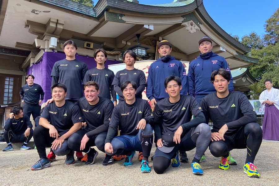 16人の選手が参加したソフトバンク・和田毅の自主トレ【写真：竹村岳】