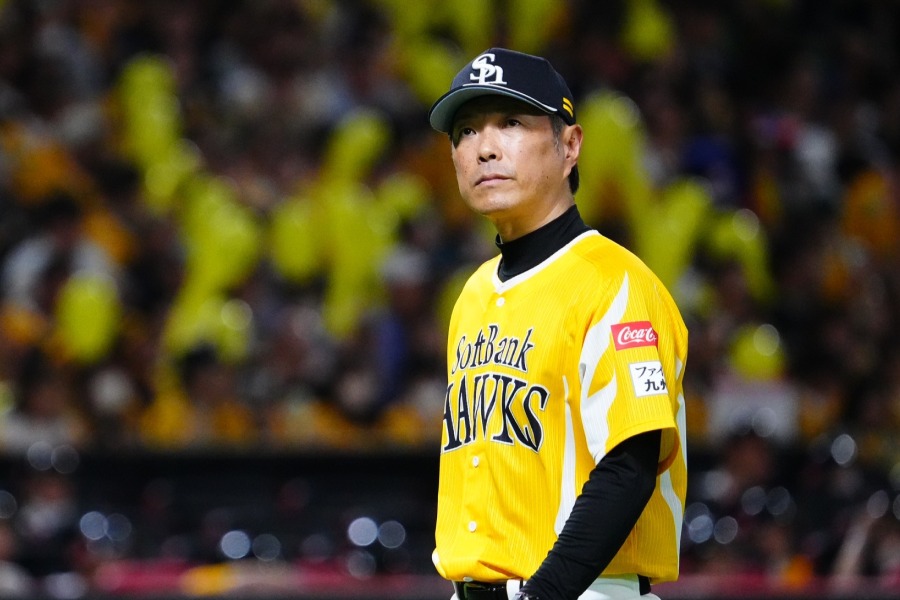 オリックス戦の指揮を執った小久保裕紀監督【写真：荒川祐史】