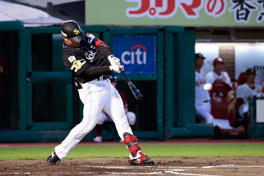 ソフトバンク・石塚綜一郎【写真：小池義弘】