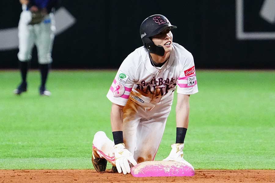 ソフトバンク・周東佑京【写真：荒川祐史】