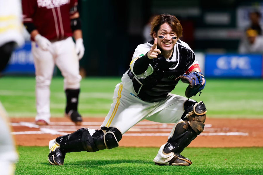 巨人入団が発表された甲斐拓也【写真：小池義弘】