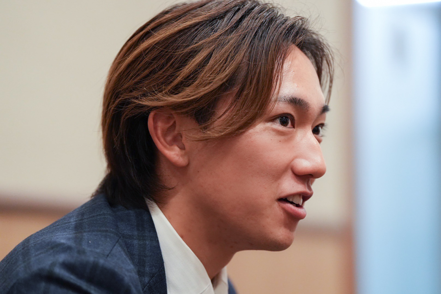 ソフトバンク・大津亮介【写真：冨田成美】