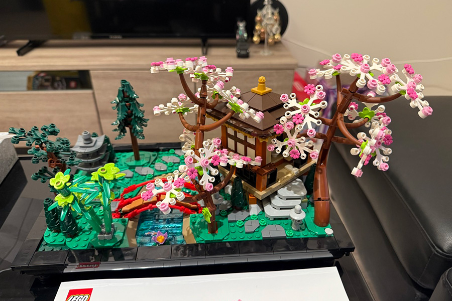 緒方理貢が制作したLEGOの日本庭園【写真：本人提供】