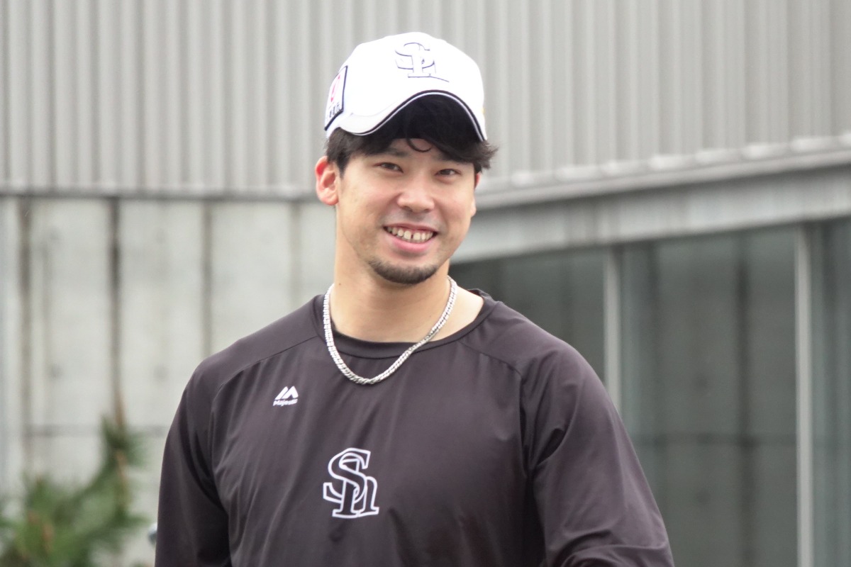 尾形崇斗【写真：竹村岳】