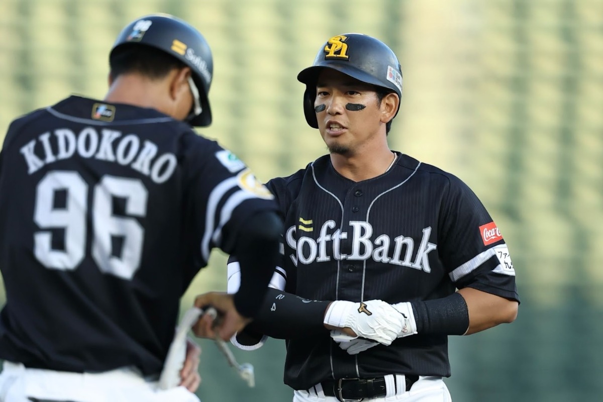 2軍戦に出場した栗原陵矢【写真：加治屋友輝】