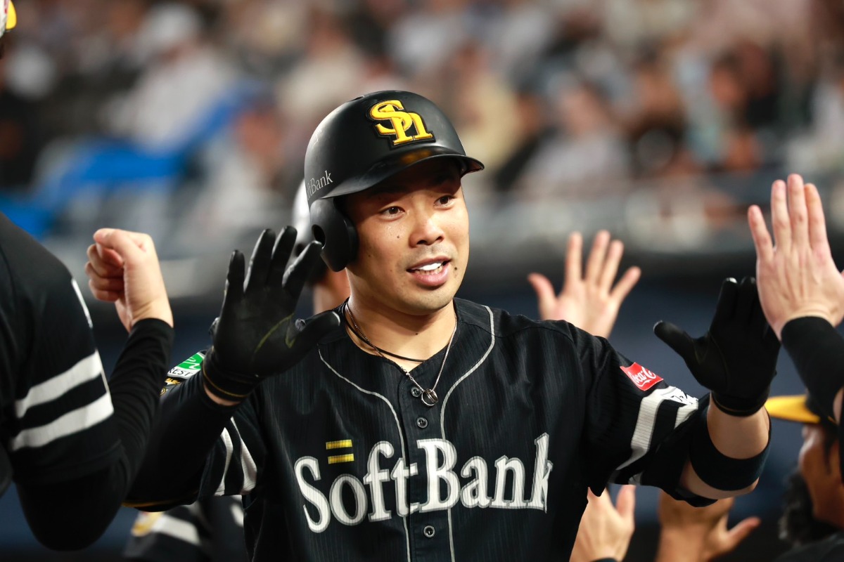 8号2ランを放った近藤健介【写真：小池義弘】