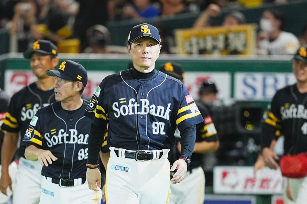 小久保裕紀監督【写真：小林靖】