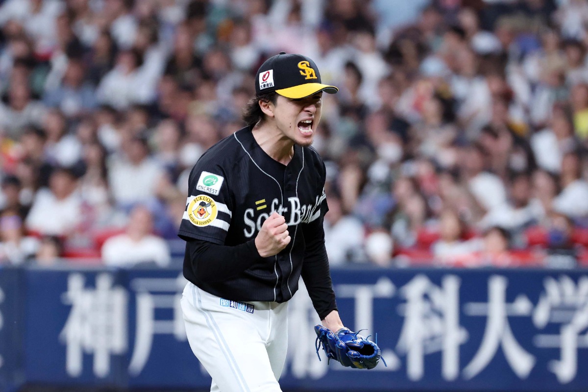 気迫の投球を見せた上沢直之【写真：栗木一考】