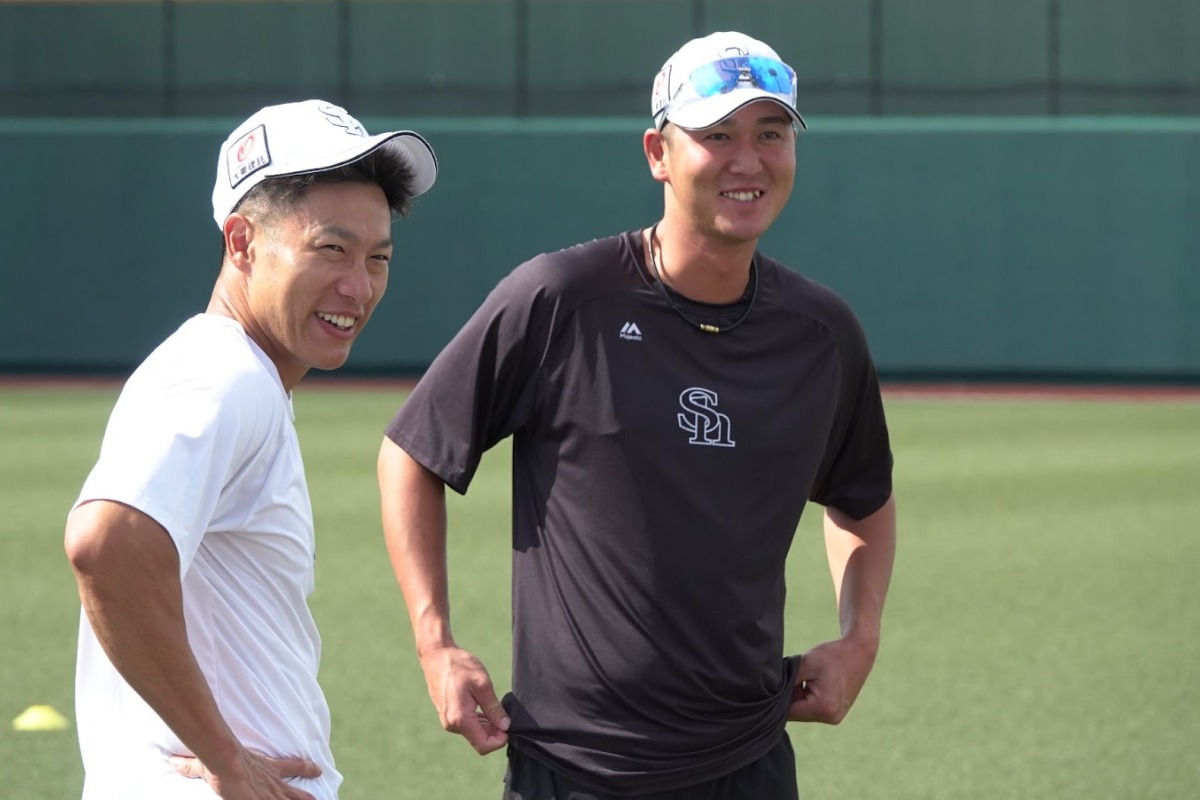 秋広優人と柳田悠岐【写真：竹村岳】