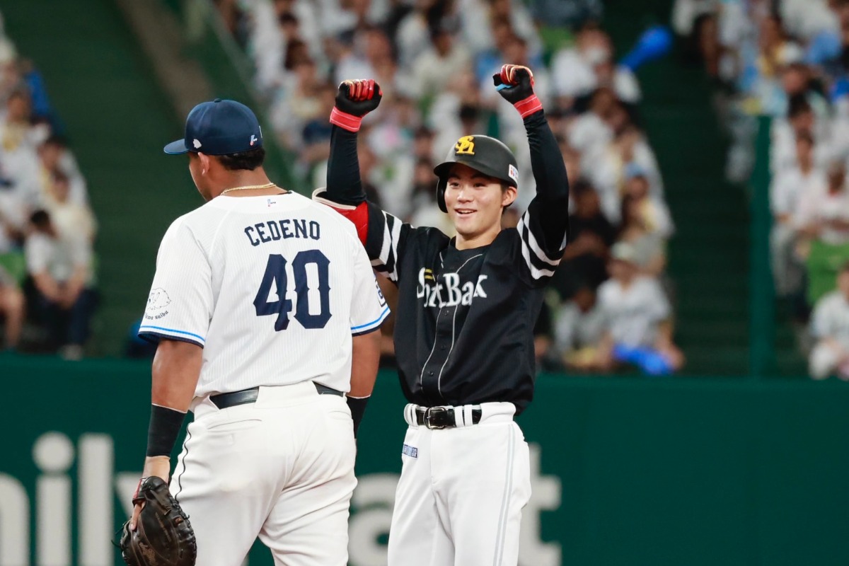 9月28日の西武戦で二塁打を放った庄子雄大【写真：小池義弘】