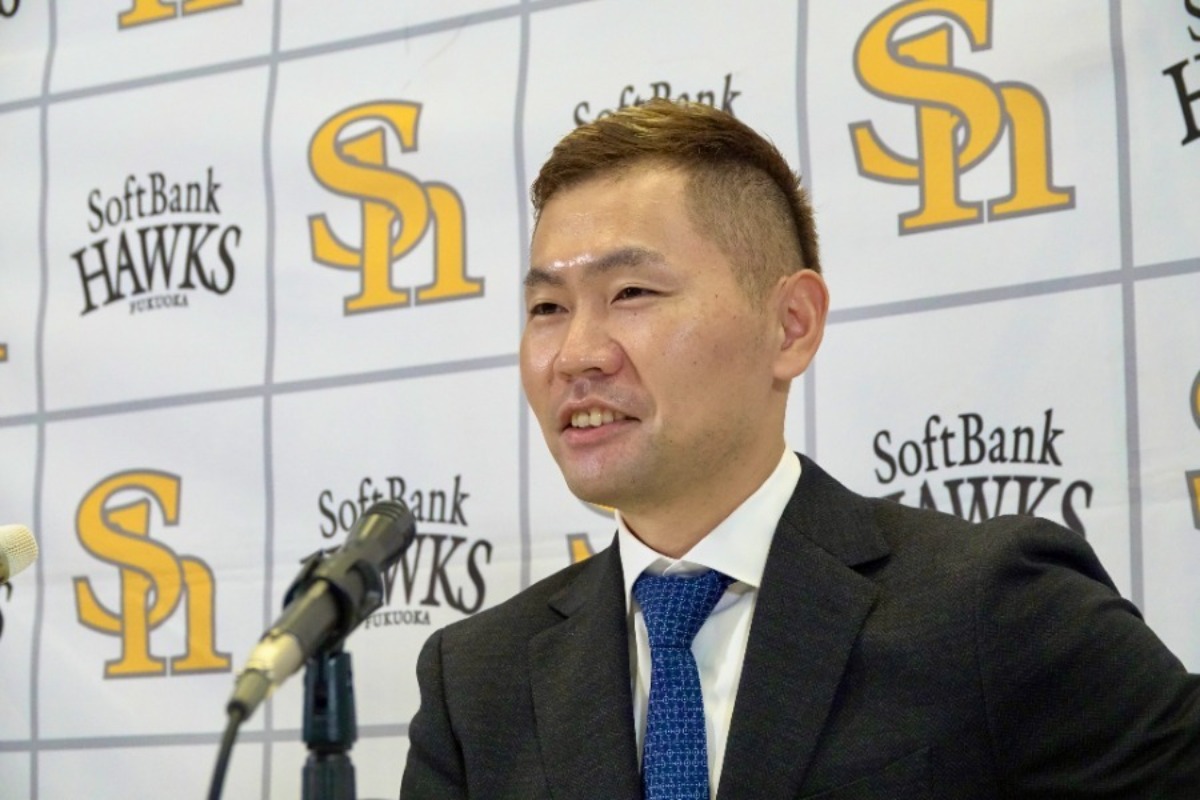 契約更改に臨んだ中村晃【写真：竹村岳】