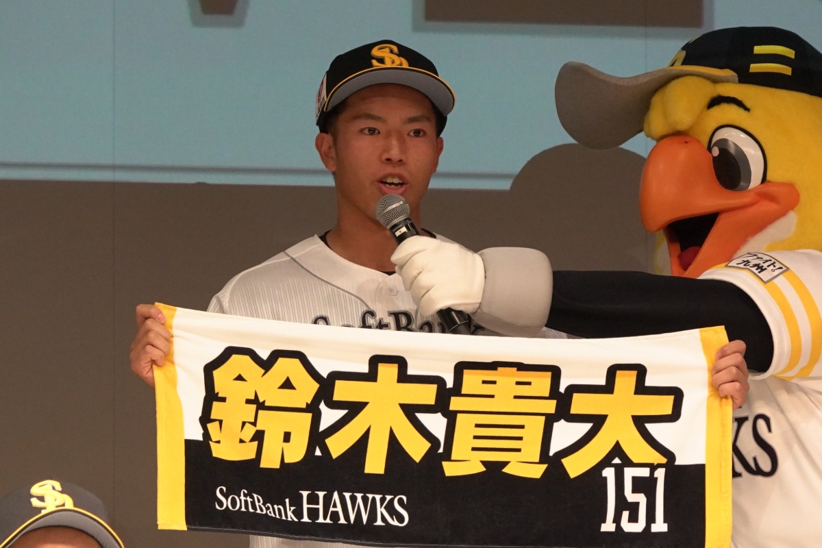 ホークスから育成5位で指名された鈴木貴大【写真：竹村岳】