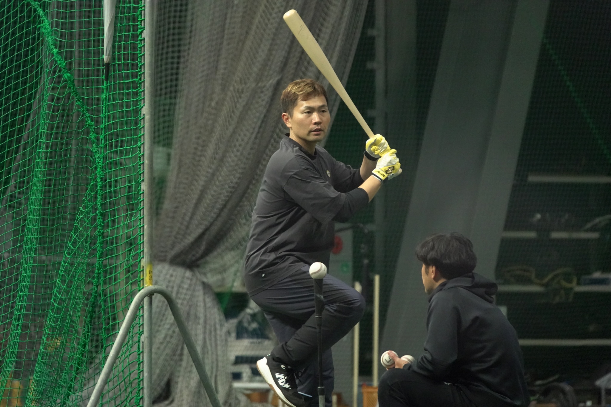 筑後のファーム施設で打撃練習を行う中村晃【写真：竹村岳】