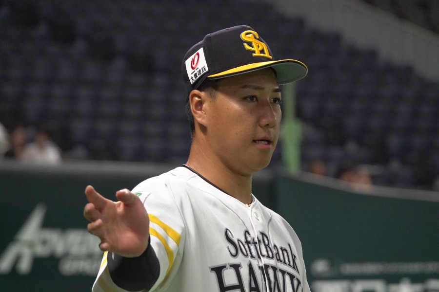 漁府輝羽【写真:竹村岳】