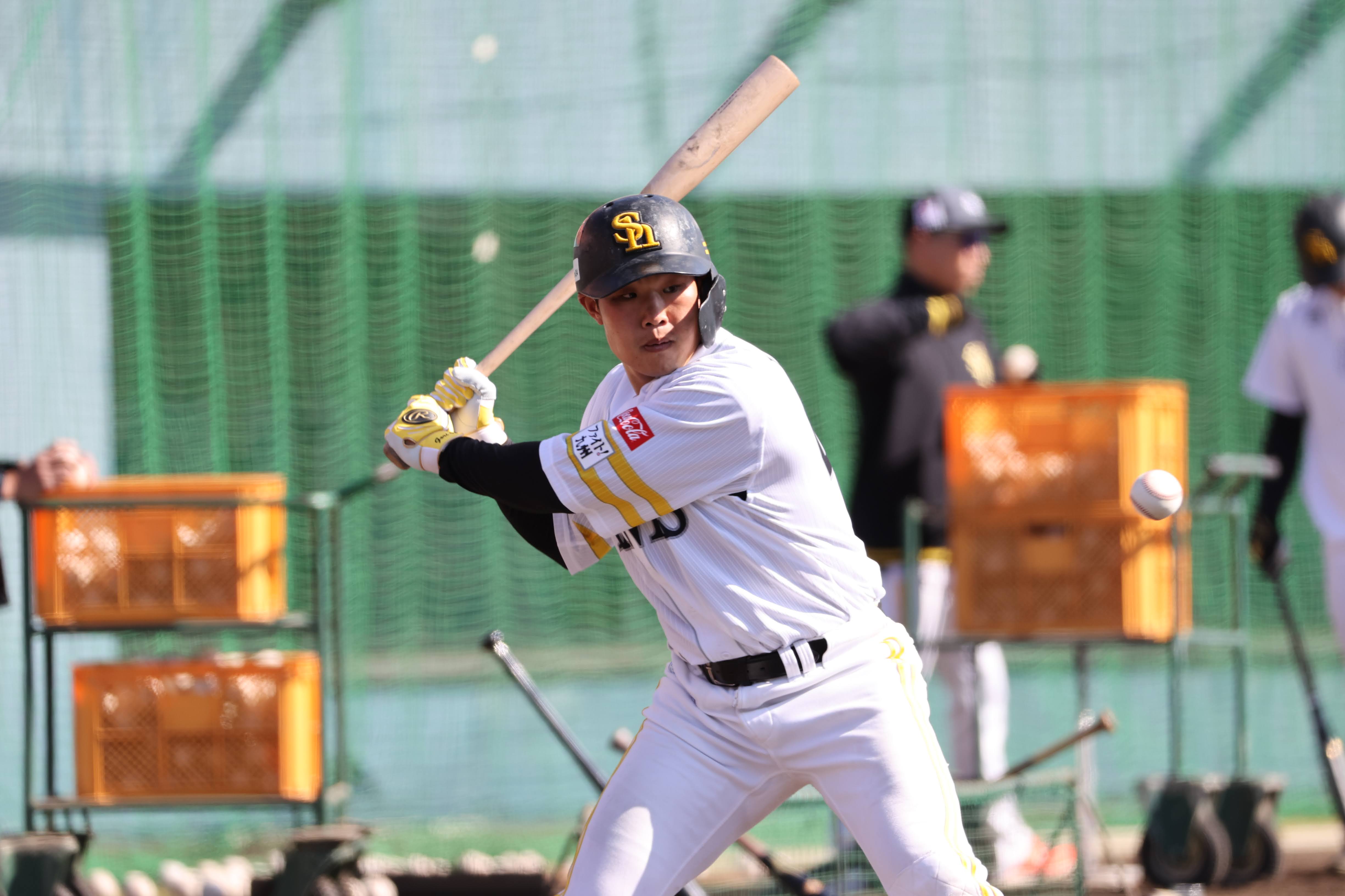 井上朋也【写真：栗木一考】