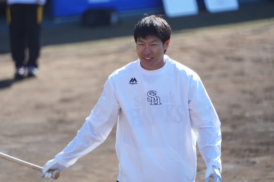 柳田悠岐【写真：冨田成美】