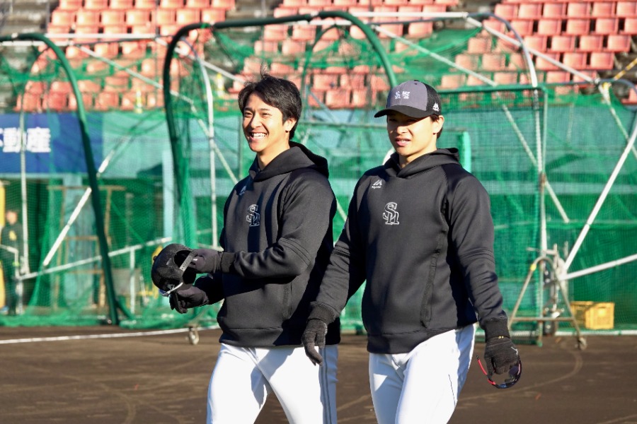 柳町達と谷川原健太【写真：竹村岳】
