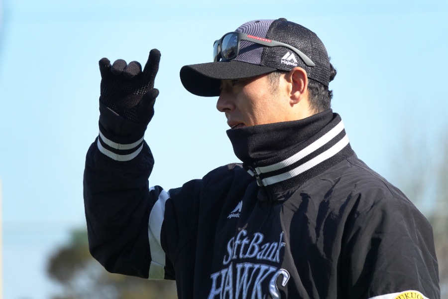 斉藤和巳2軍監督【写真：竹村岳】