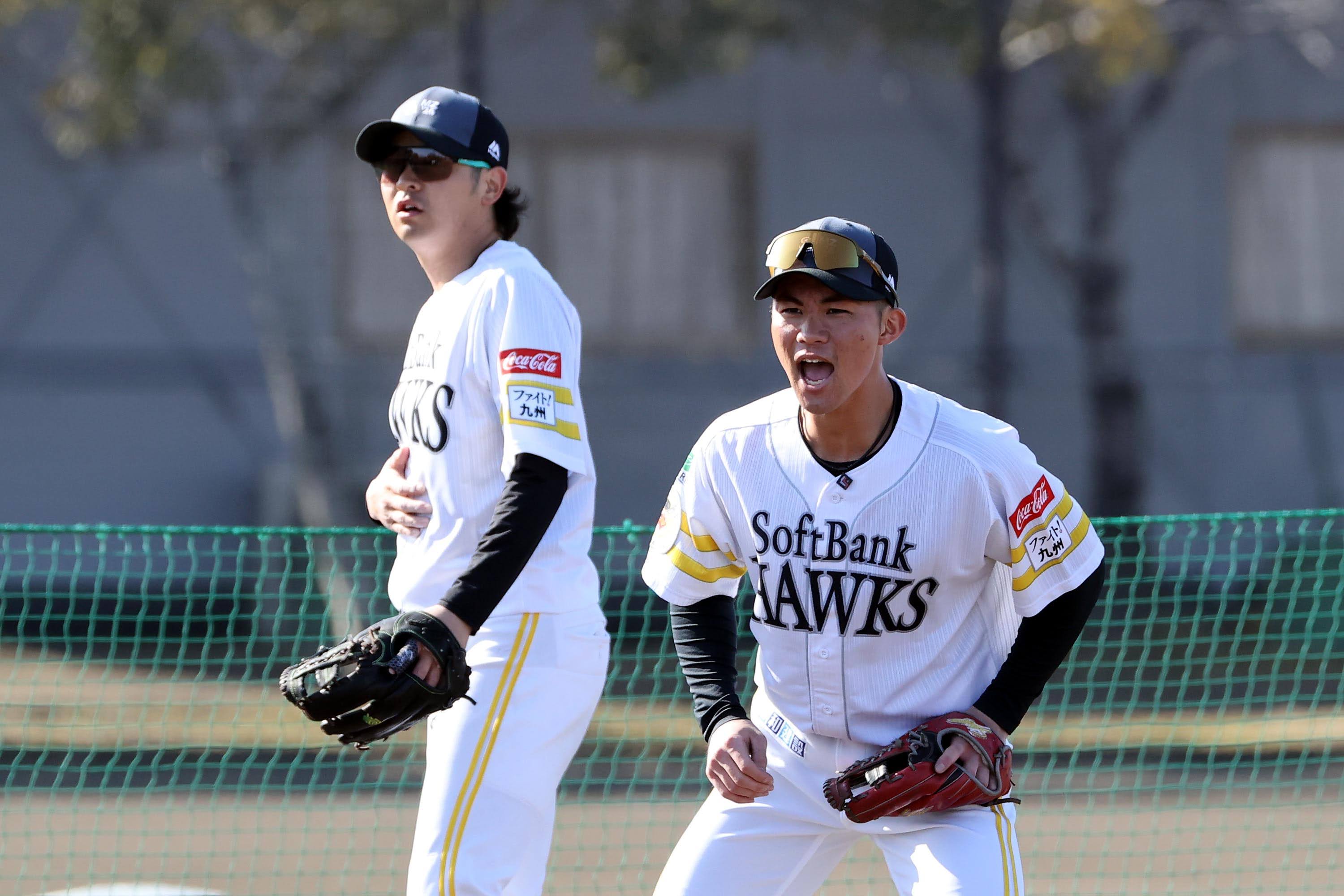 庄子雄大（右）と川瀬晃【写真：栗木一考】