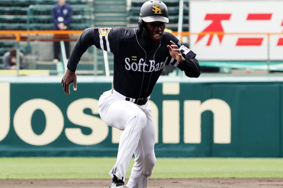 イヒネ・イツア【写真：栗木一考】