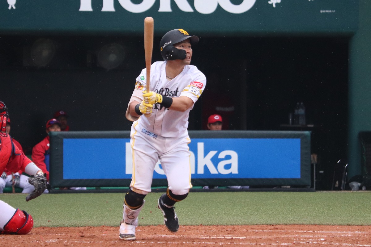 18日の2軍戦に出場した中村晃【写真：飯田航平】