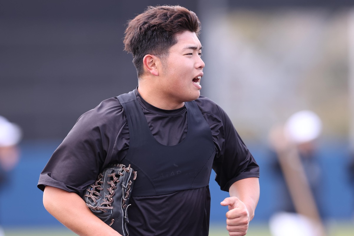 佐倉俠史朗【写真：栗木一考】