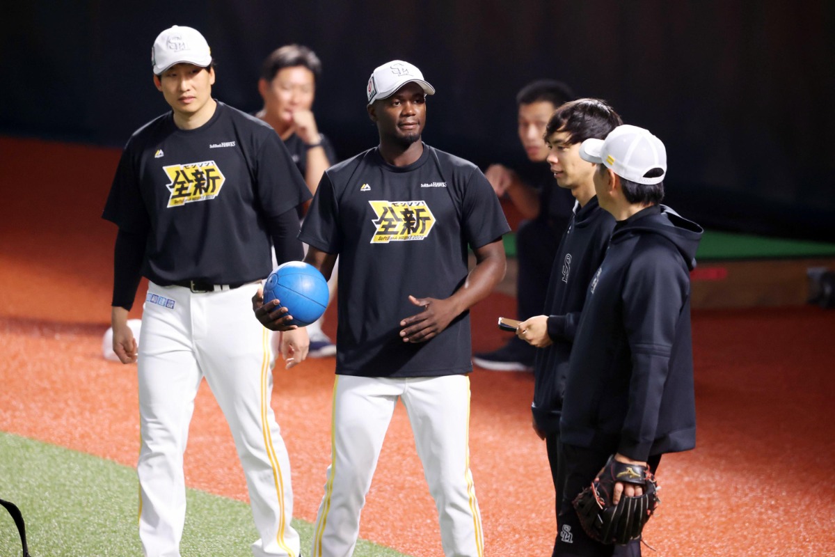 調整を行うリバン・モイネロ【写真：栗木一考】