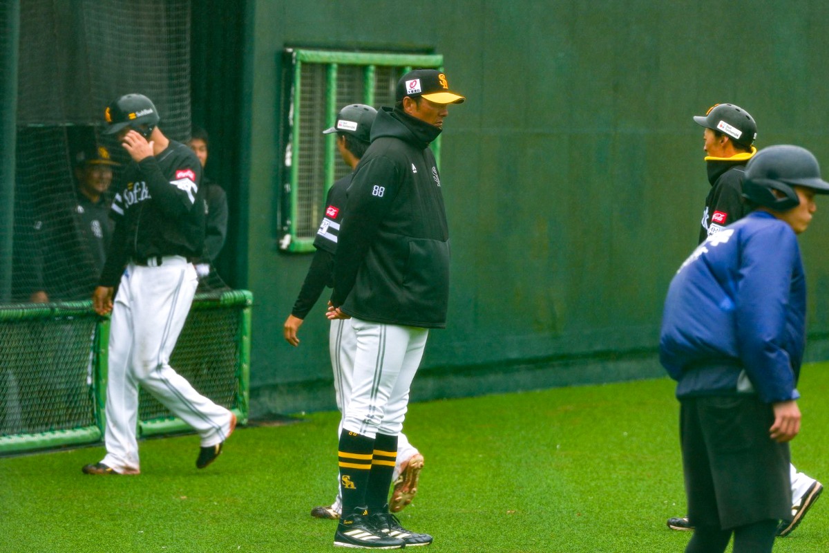 斉藤和巳2軍監督【写真：森大樹】