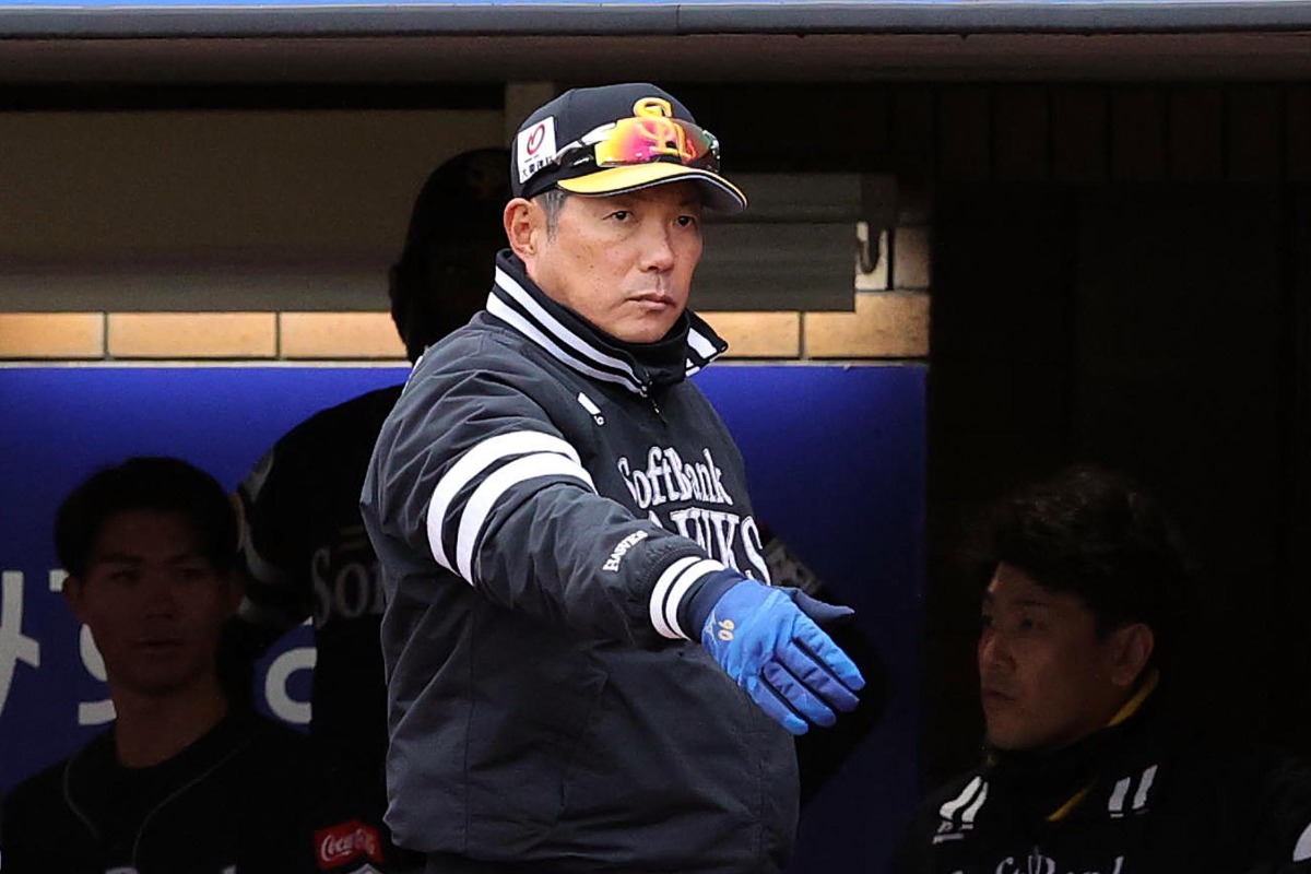 小久保裕紀監督【写真：栗木一考】