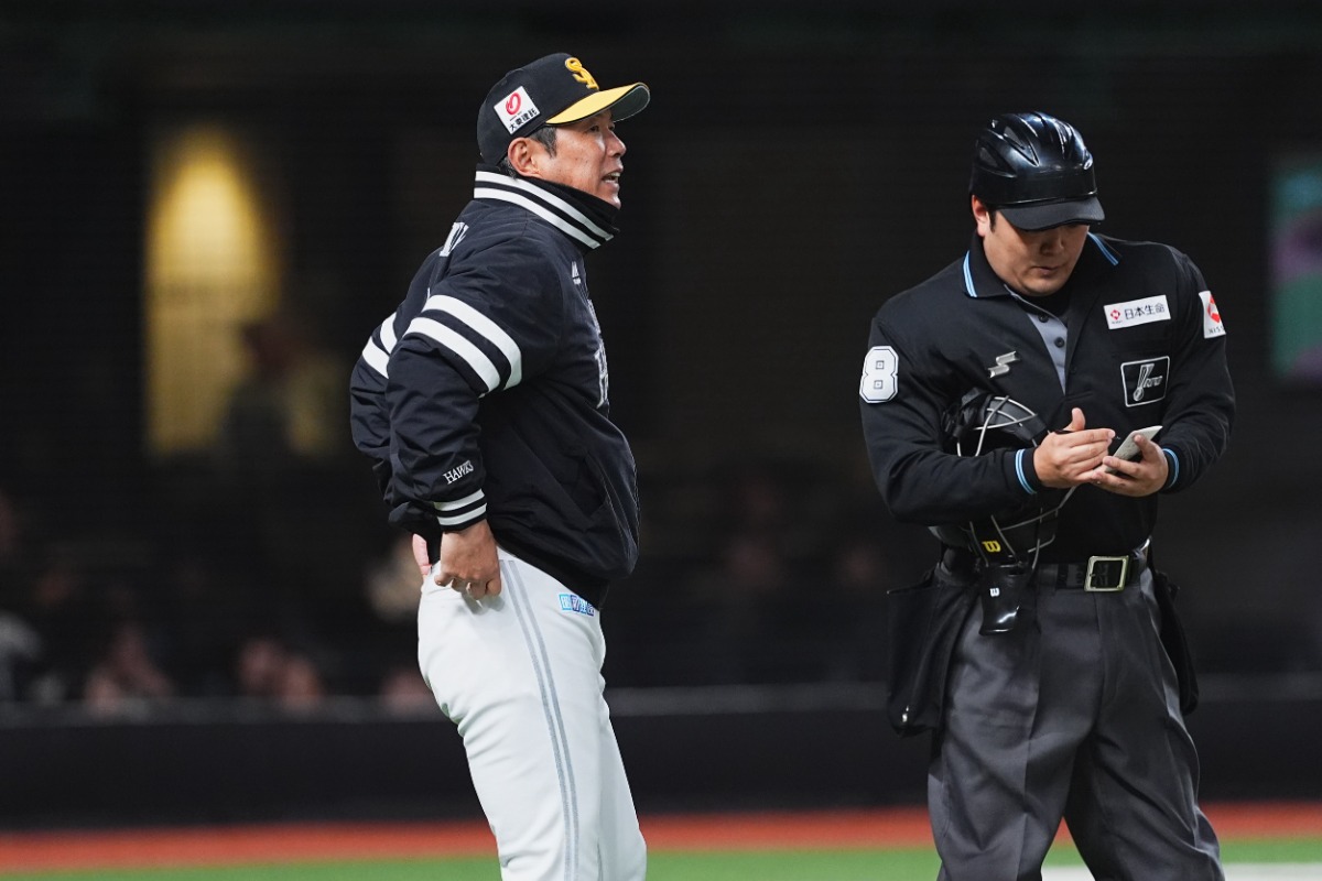 小久保裕紀監督【写真：小林靖】