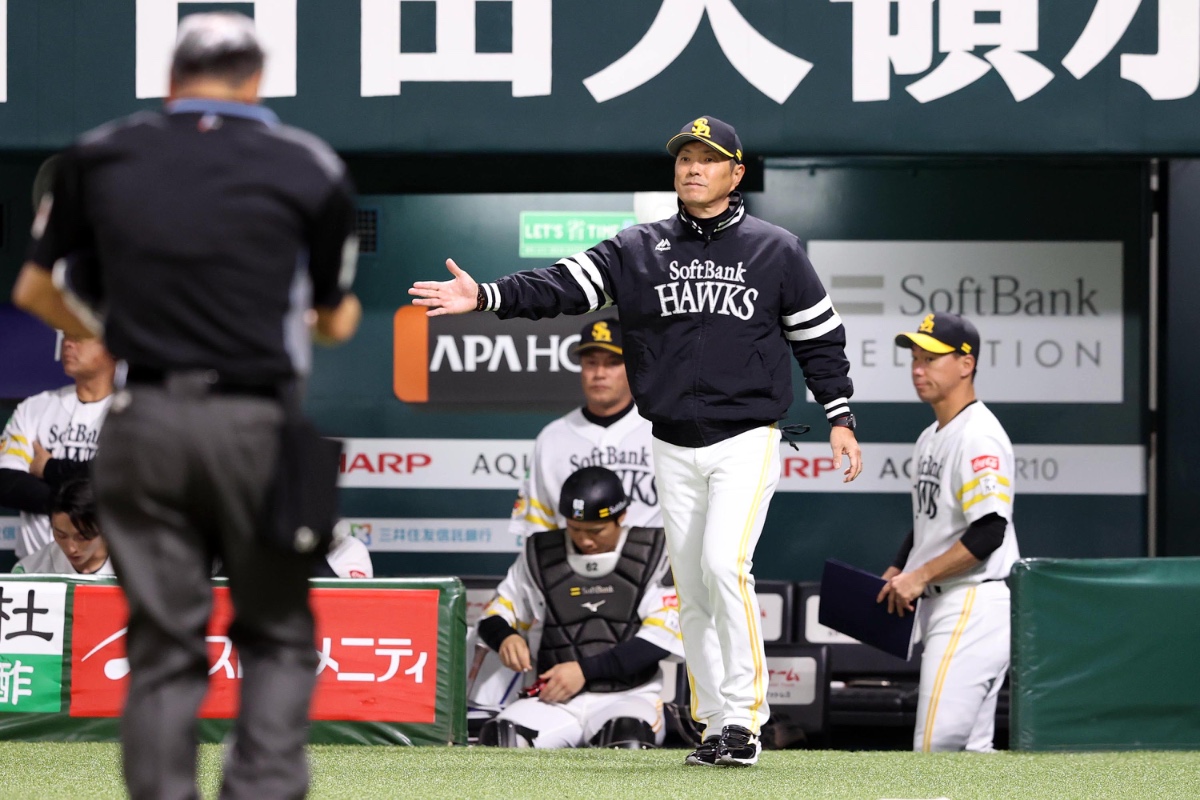 小久保裕紀監督【写真：栗木一考】
