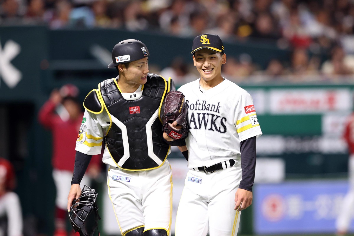 バッテリーを組んだ渡邉陸と前田悠伍【写真：栗木一考】