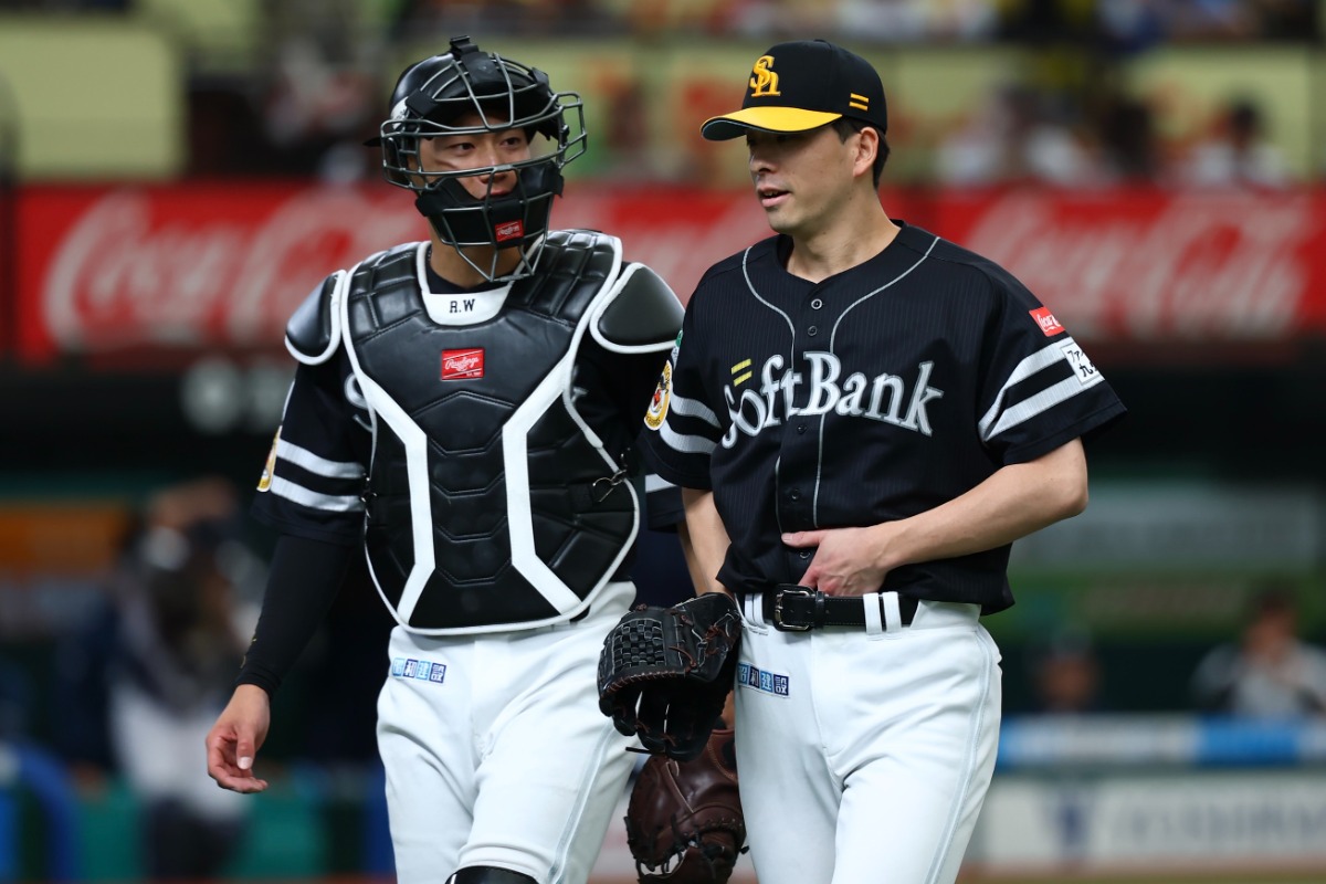 大関友久（右）と渡邉陸【写真：加治屋友輝】