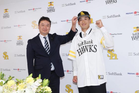 山本祐大、三笠杉彦GM