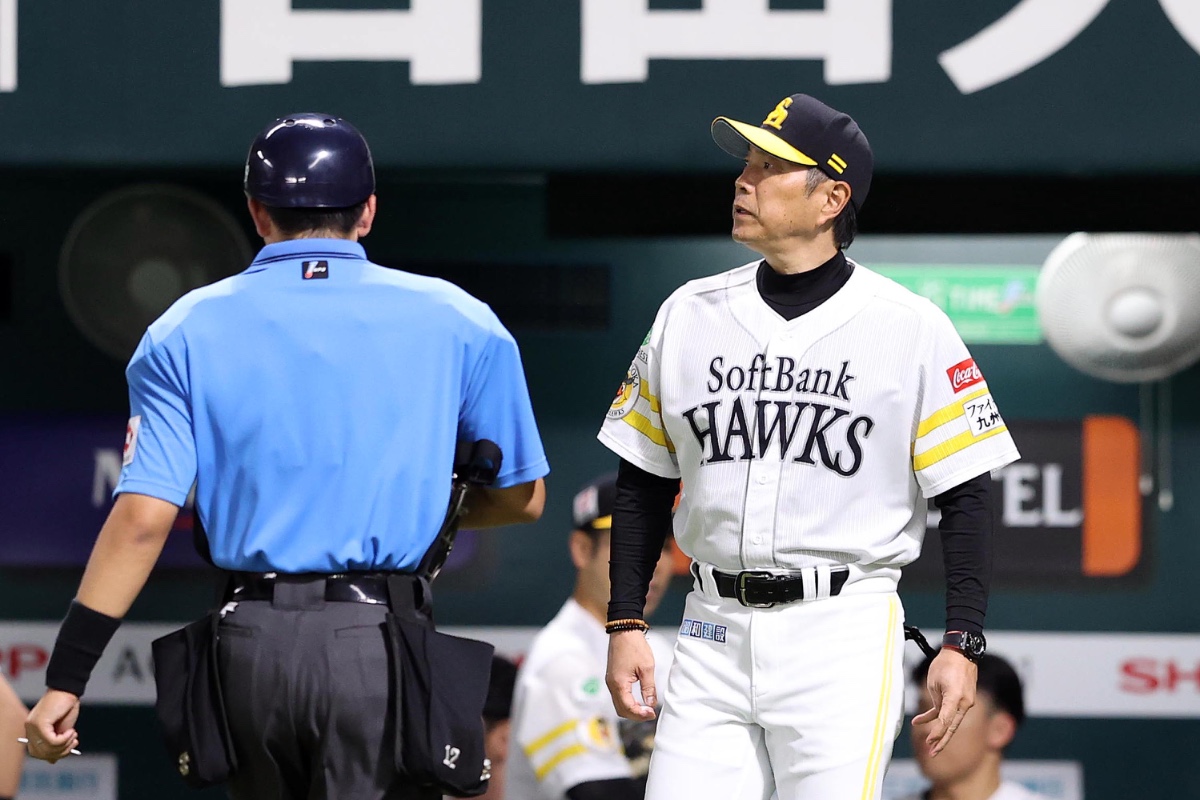 小久保裕紀監督【写真：栗木一考】