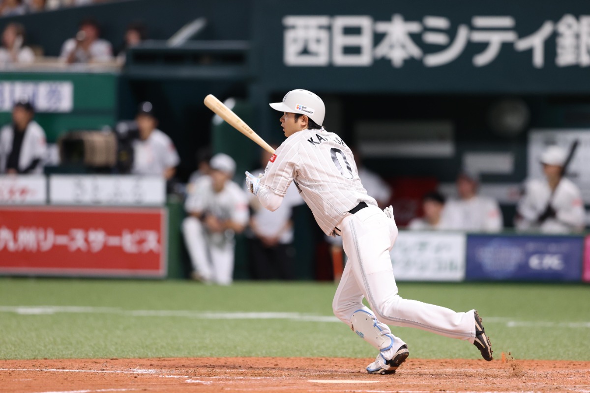 7月3日のロッテ戦で決勝打を放った川瀬晃【写真：栗木一考】