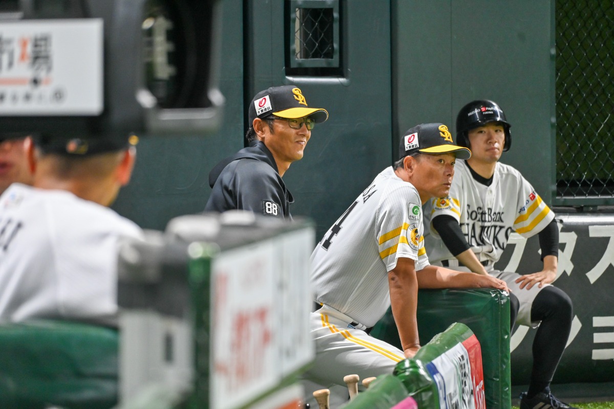 斉藤和巳2軍監督【写真：長濱幸治】