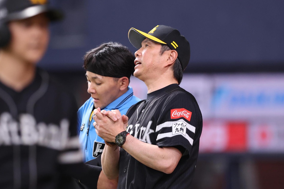 小久保裕紀監督【写真:栗木一考】