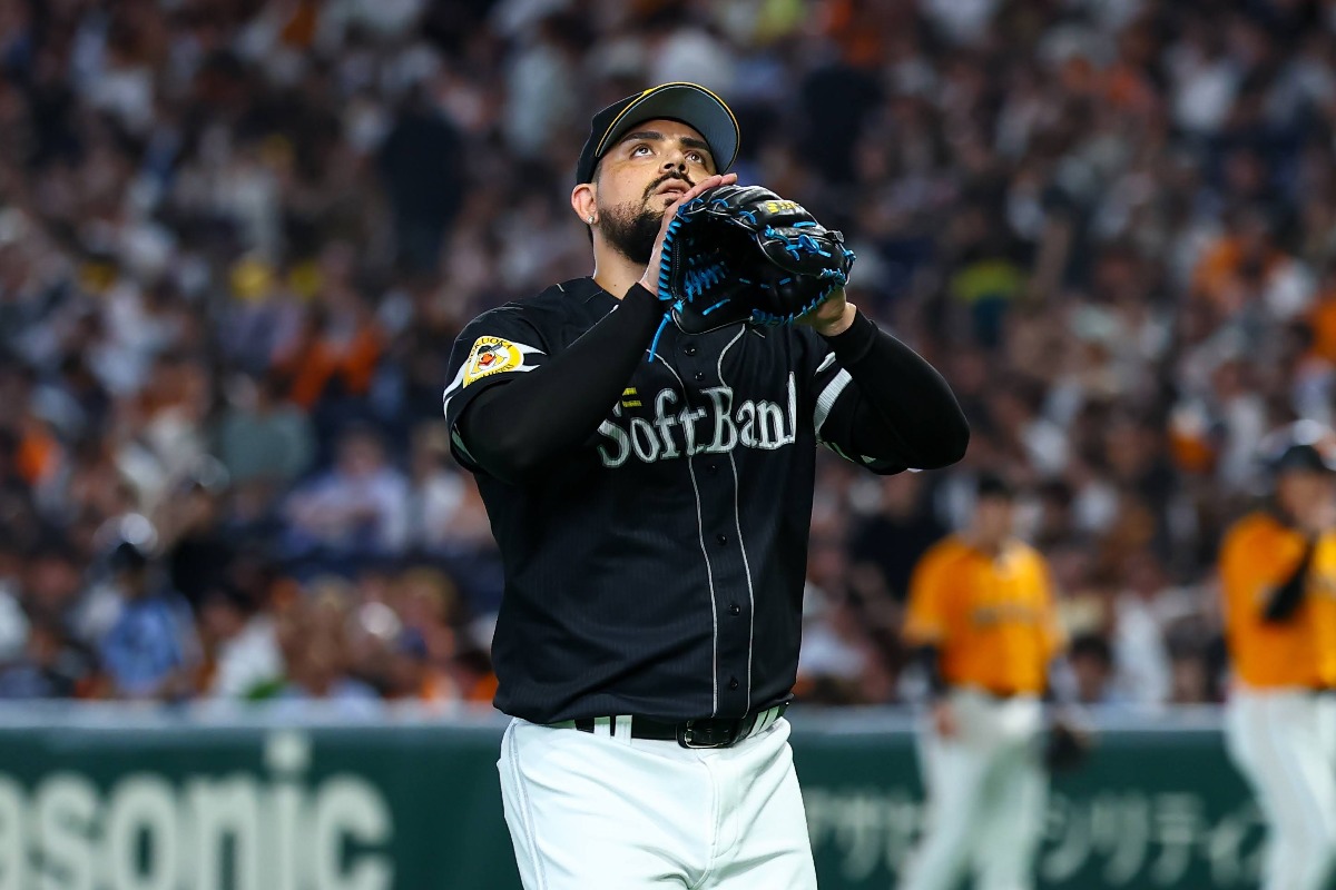 ロベルト・オスナ【写真：加治屋友輝】