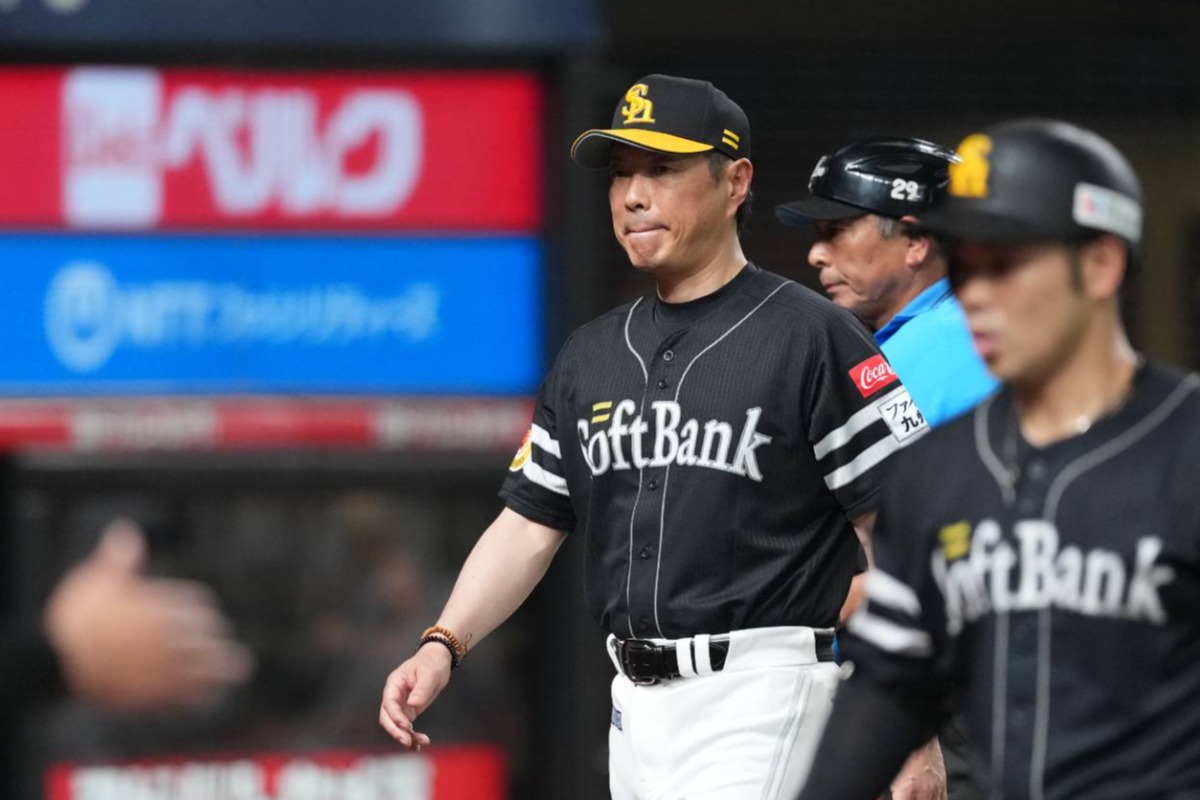 小久保裕紀監督【写真:井上学】
