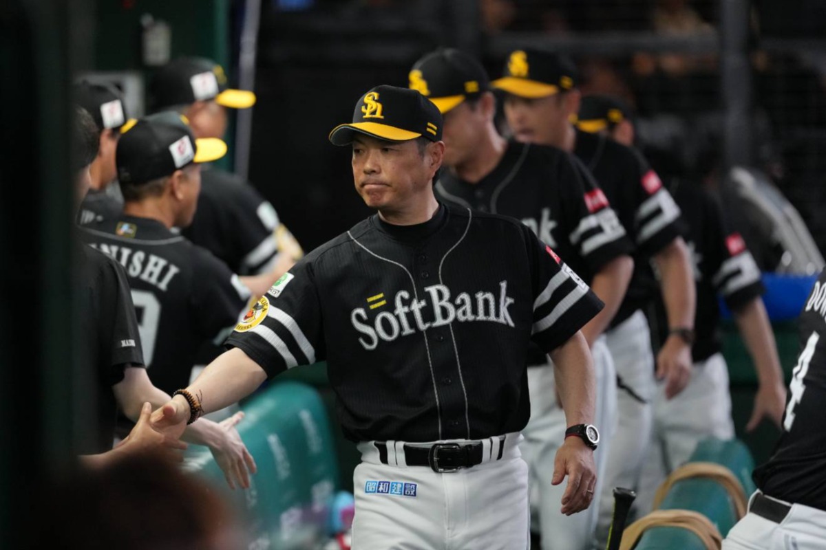 小久保裕紀監督【写真：井上学】