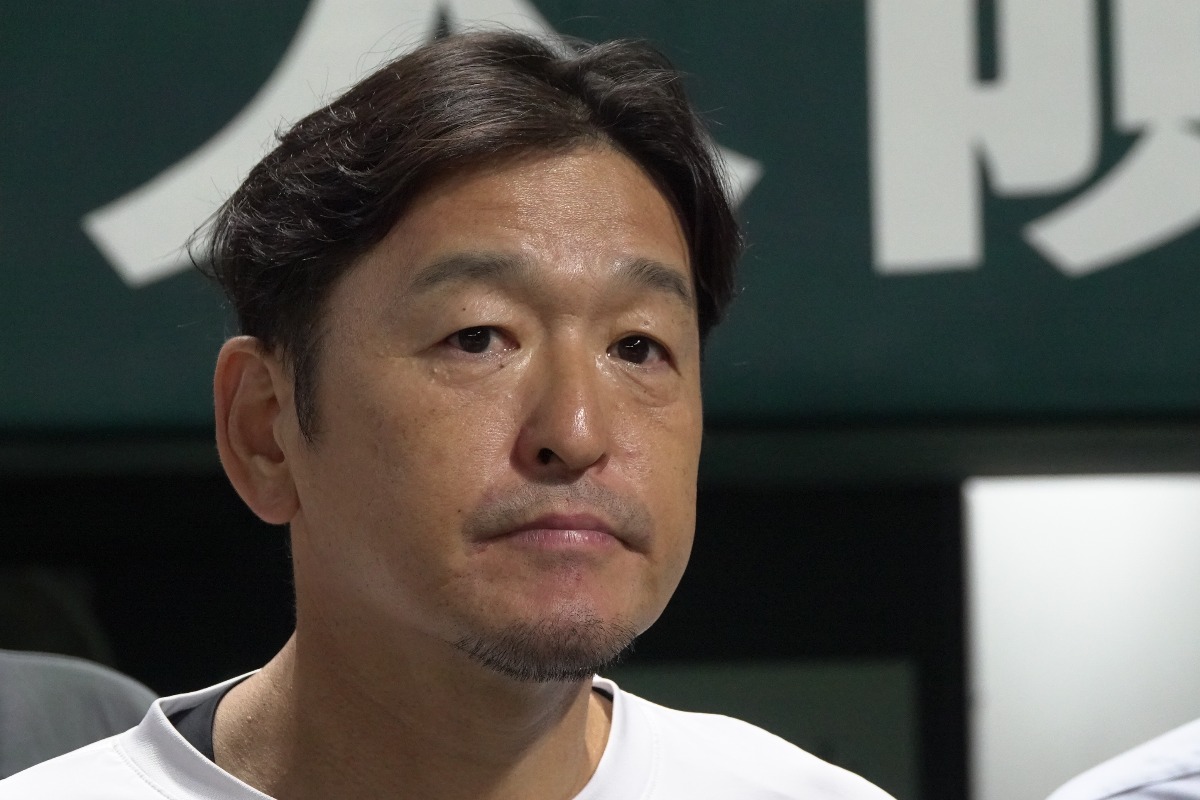 倉野信次投手コーチ【写真：竹村岳】