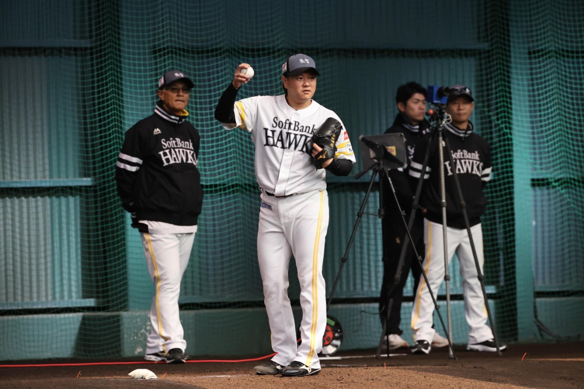 2月1日にブルペン投球を行った津森宥紀【写真：栗木一考】