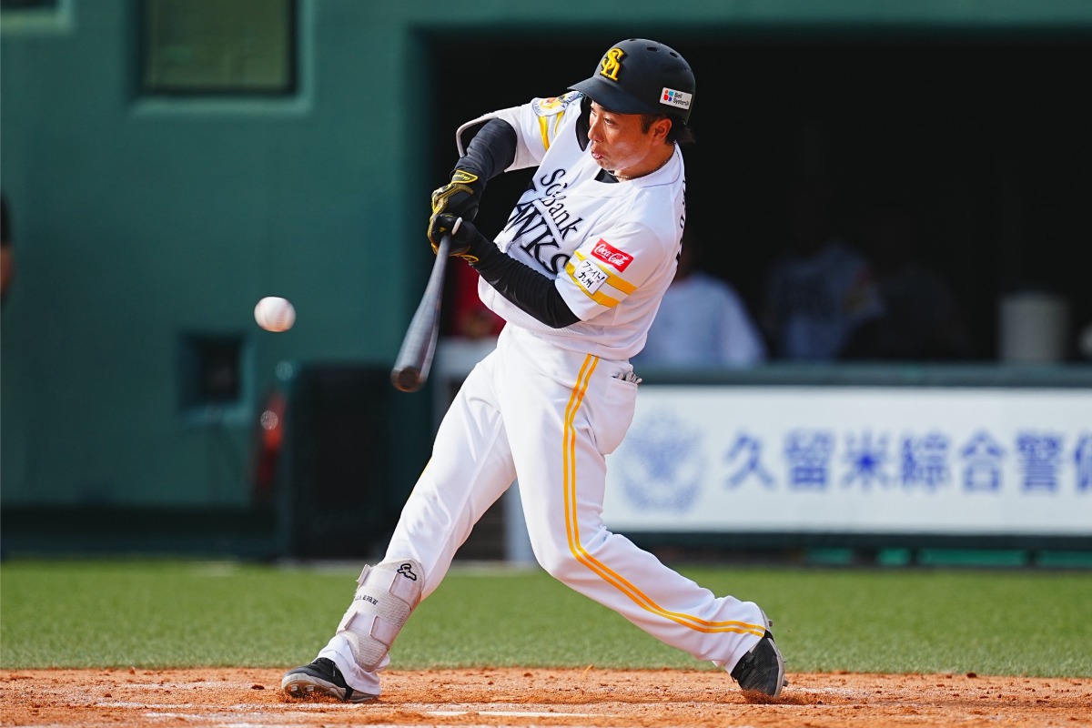13日の広島戦で本塁打を放った大泉周也【荒川祐史】