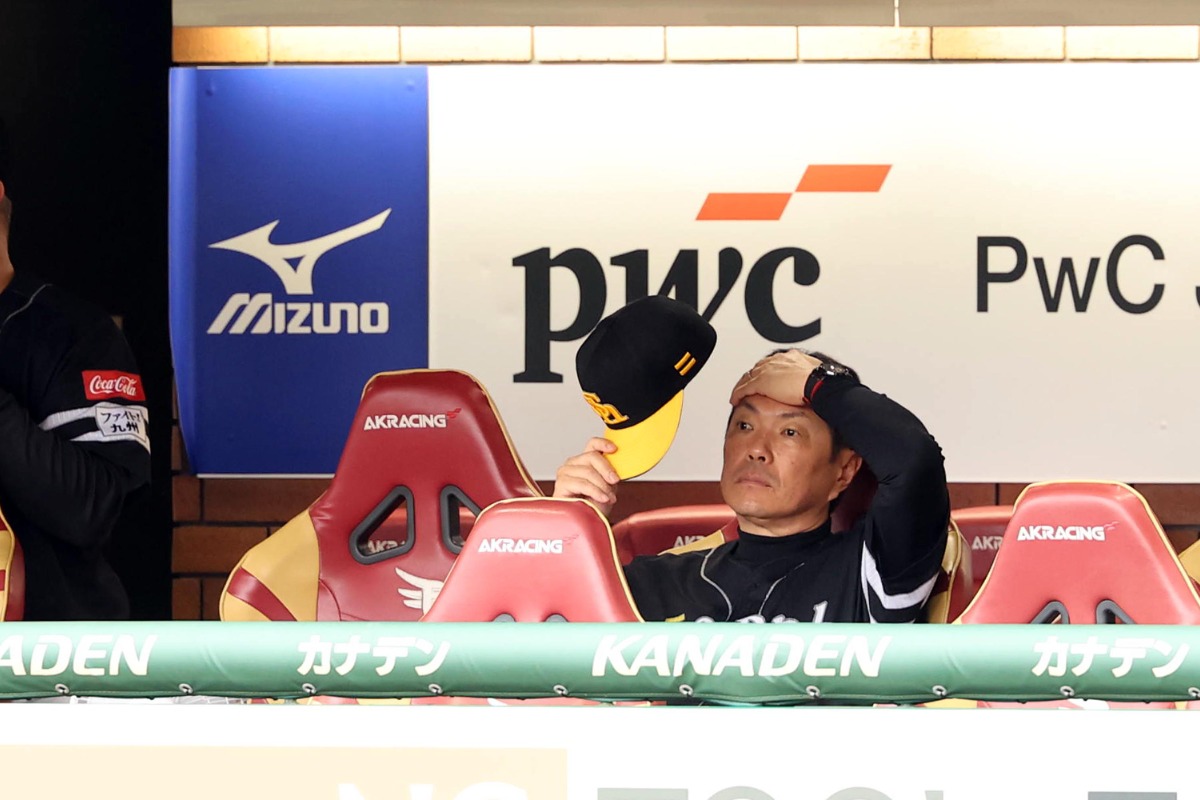 小久保裕紀監督【写真:栗木一考】