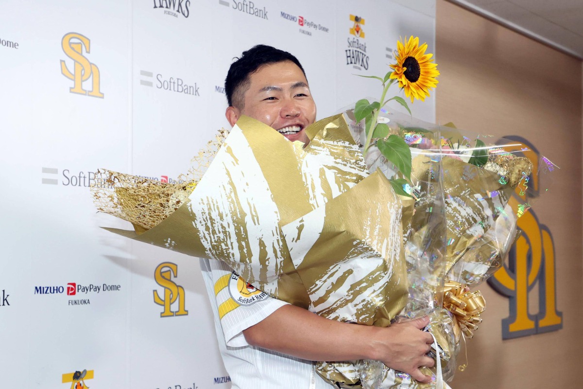 今季限りで現役を引退する中村晃【写真：栗木一考】
