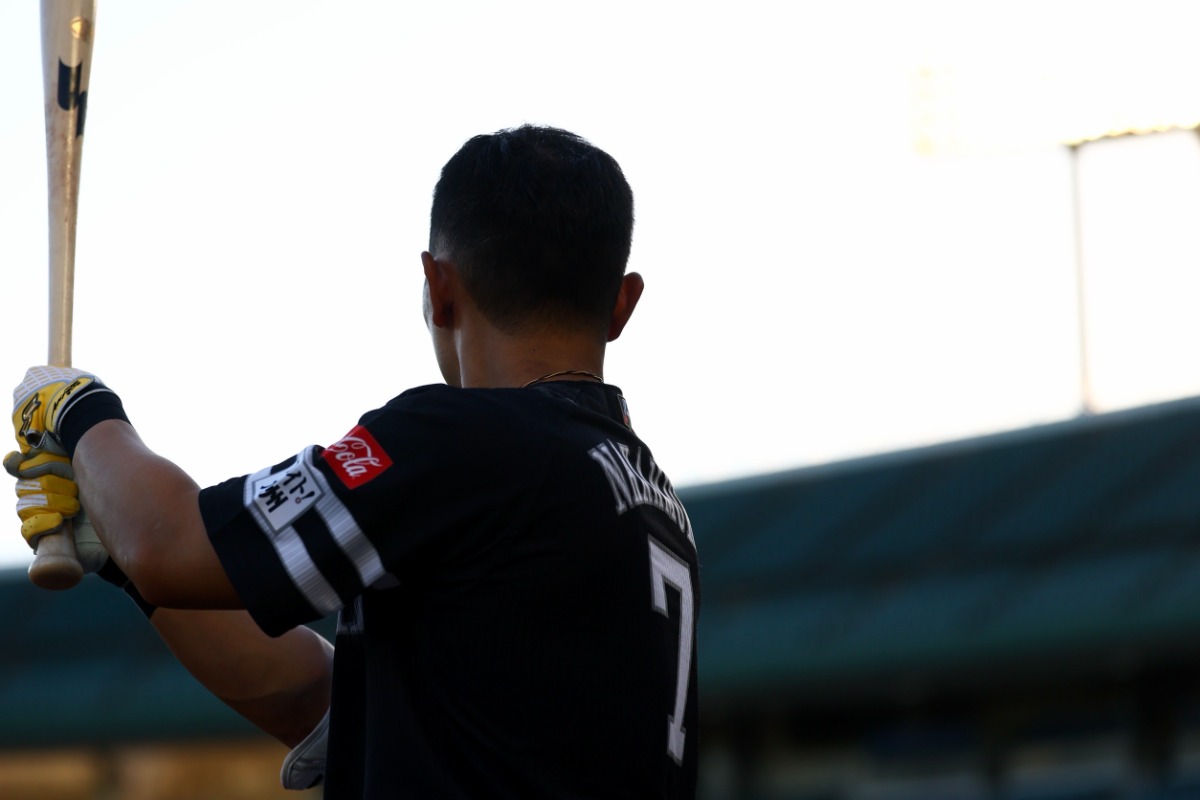 試合前の準備を貫き続けた中村晃【写真：加治屋友輝】