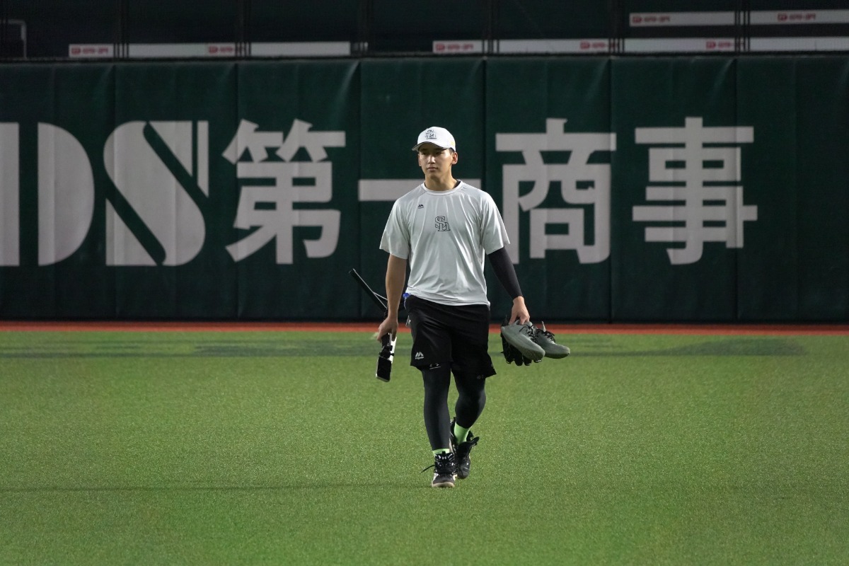 練習を終えて引き上げる前田悠伍【写真：竹村岳】